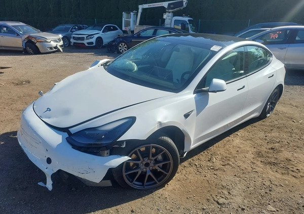 Tesla Model 3 cena 57900 przebieg: 20000, rok produkcji 2021 z Tykocin małe 497